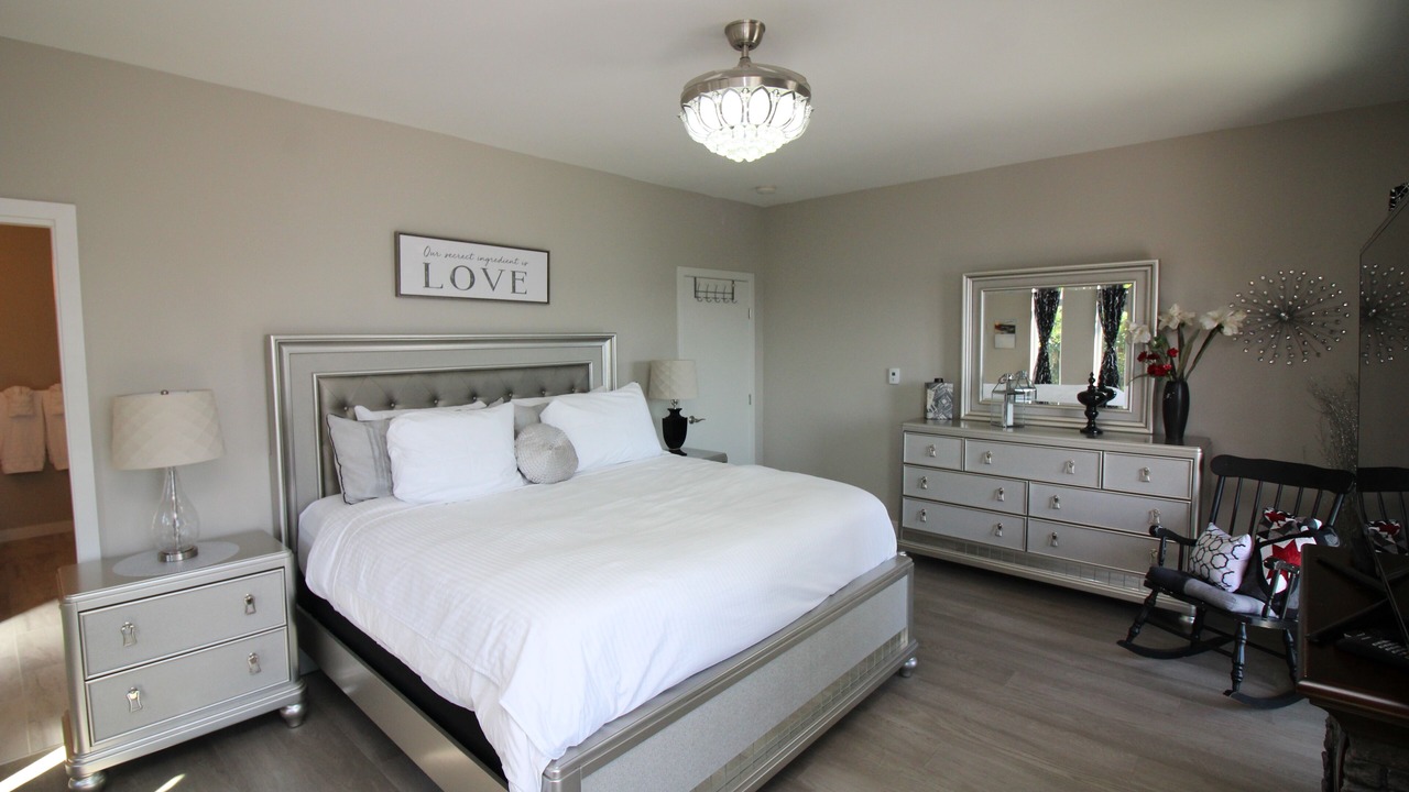 Photo of Bedroom in Chemainus