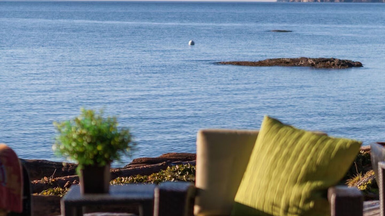 Photo of Patio Balcony in Lions Bay