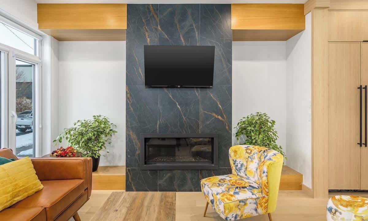 Photo of Livingroom in Bridgeland