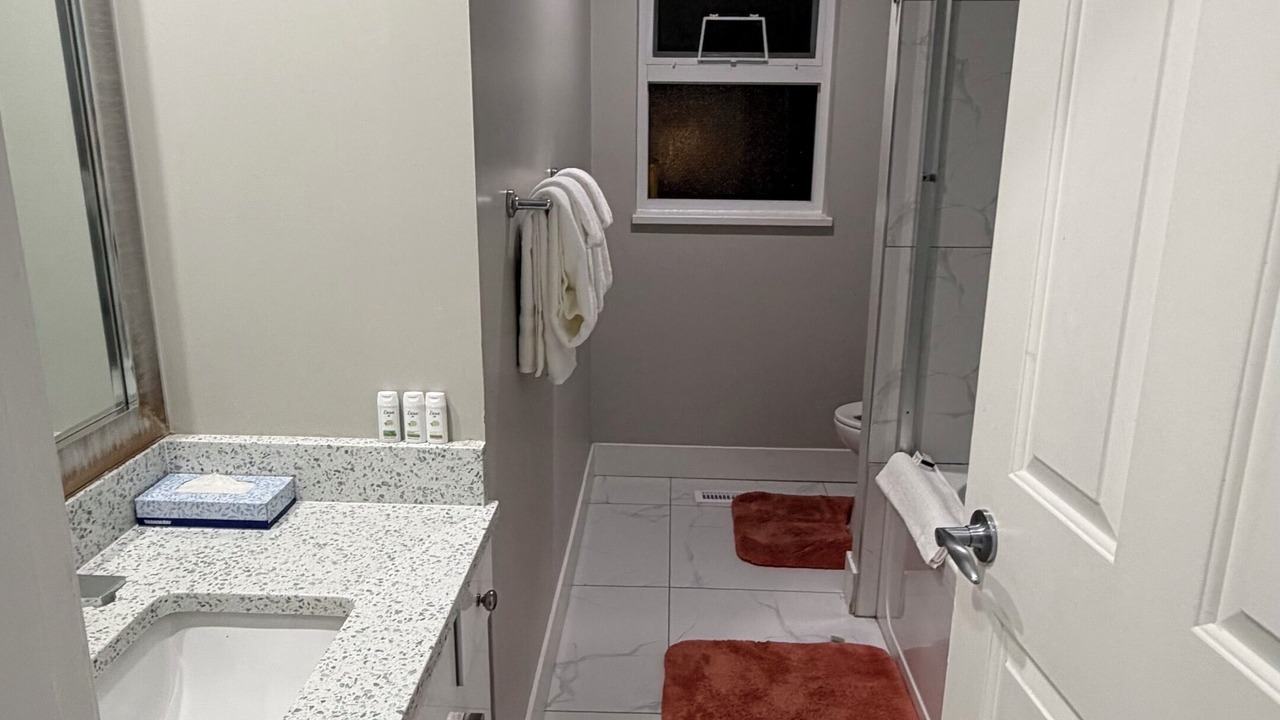 Photo of Bathroom in Townline Hill