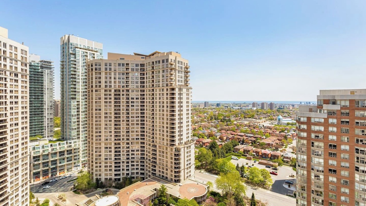 Photo of Outdoor in Downtown Mississauga