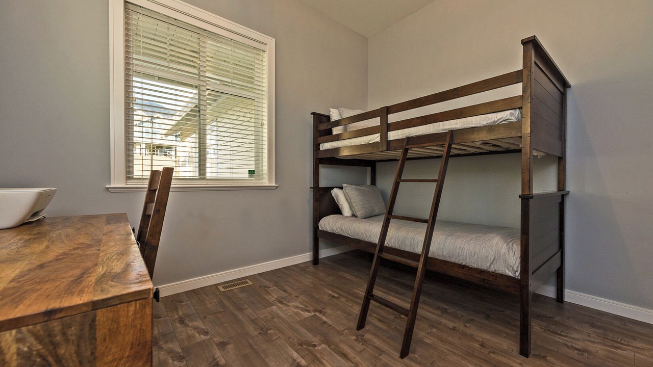 Photo of Bedroom in Okanagan-Similkameen