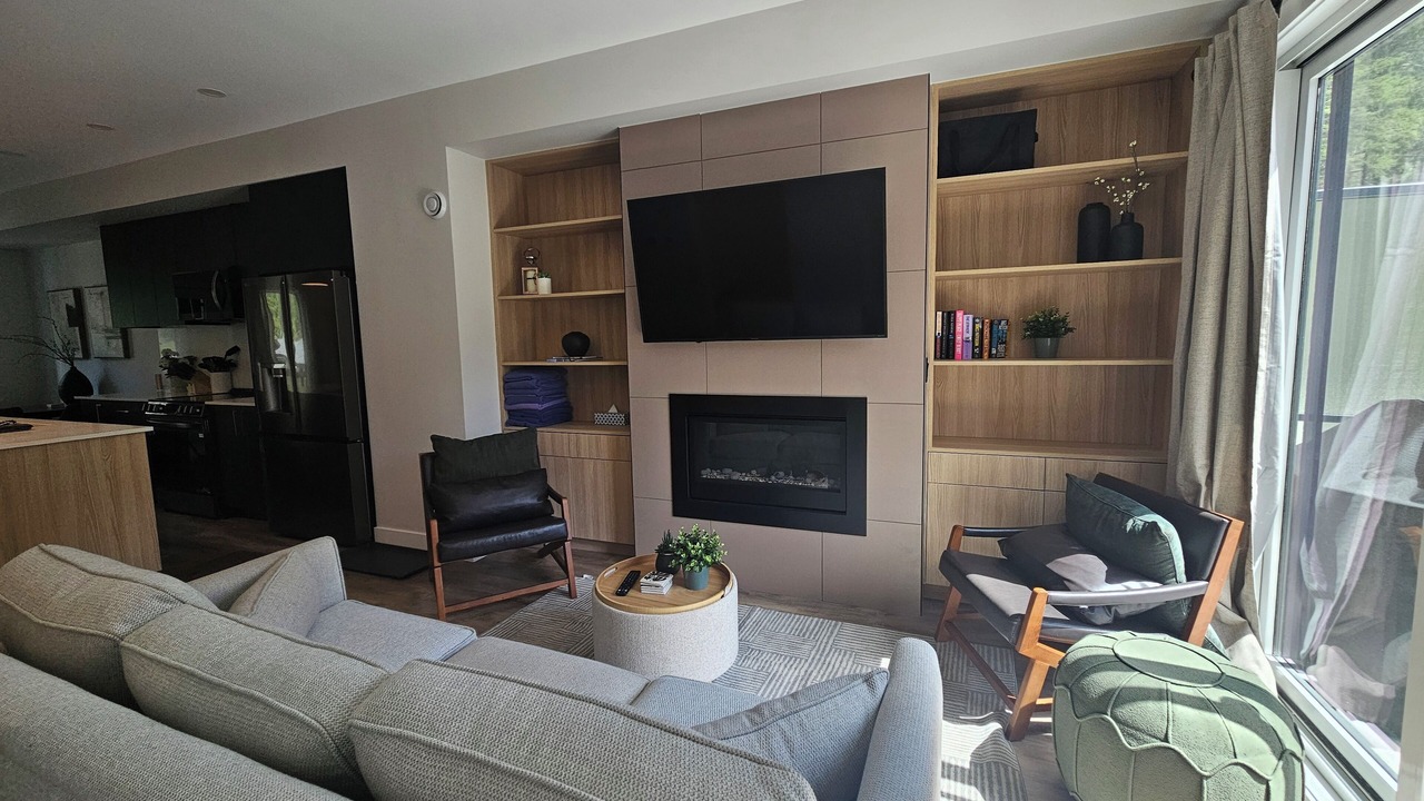 Photo of Livingroom in East Kootenay