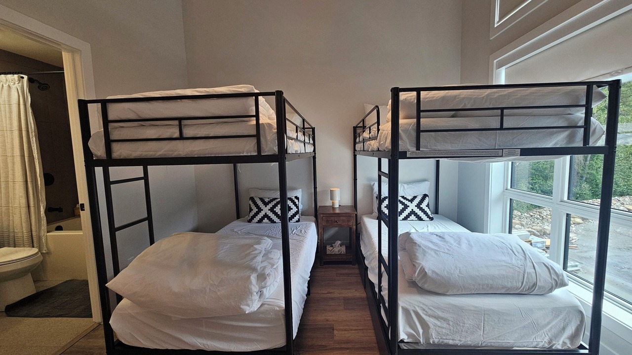 Photo of Bedroom in East Kootenay