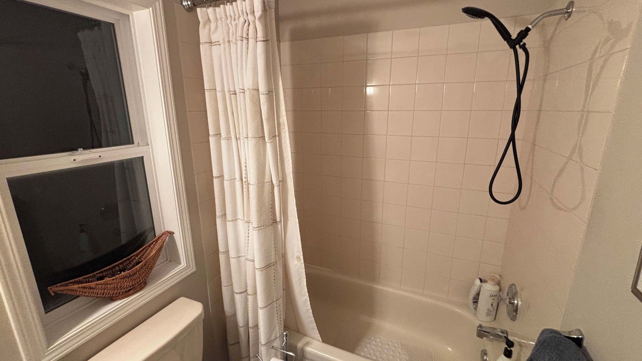 Photo of Bathroom in Central Saanich