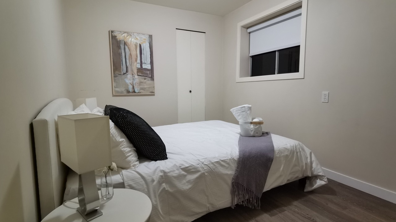 Photo of Bedroom in East Side