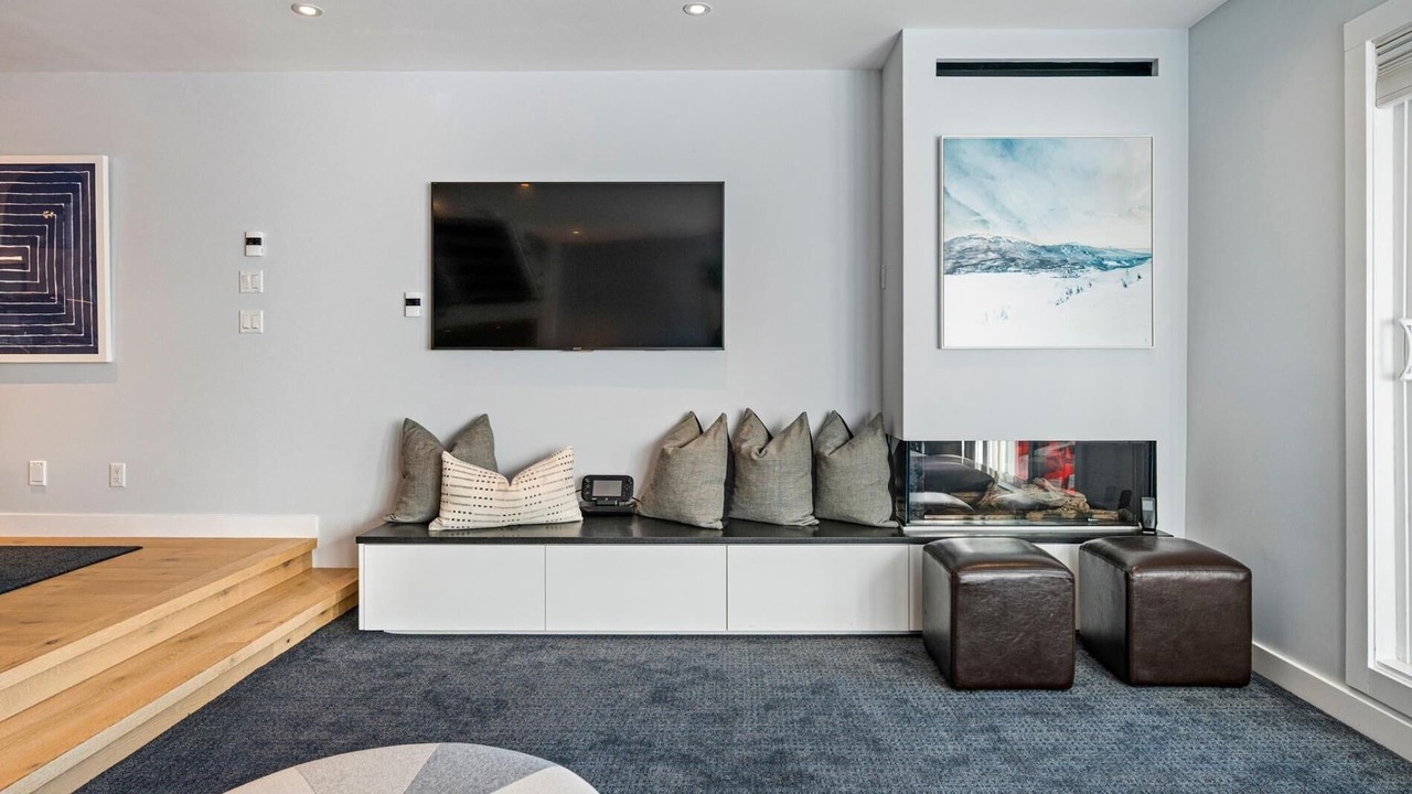 Photo of Livingroom in Blueberry Hill