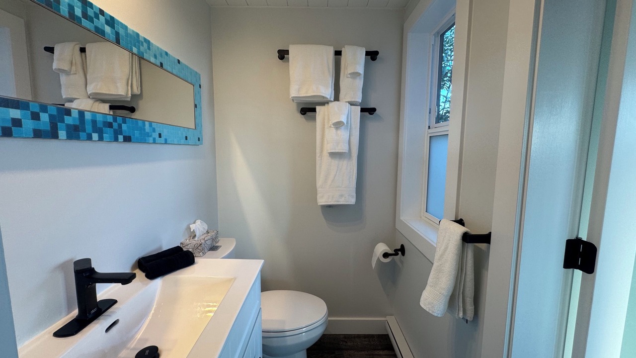 Photo of Bathroom in Salt Spring Island