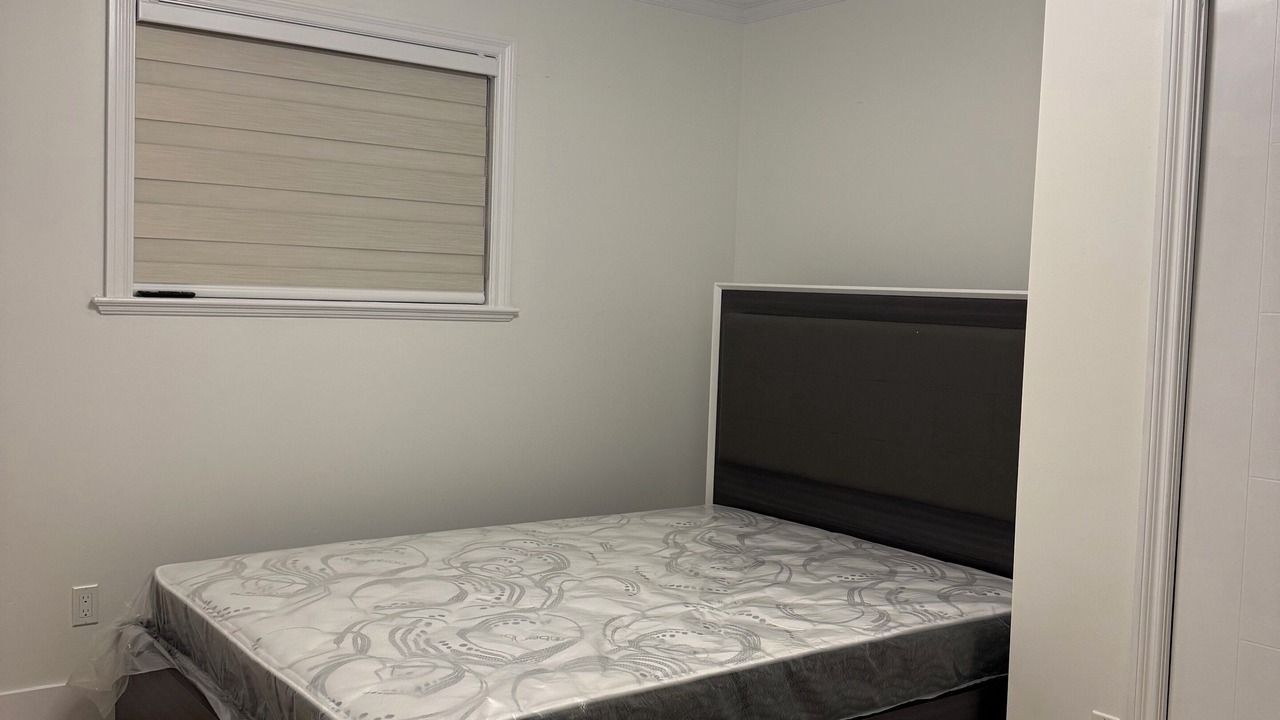 Photo of Bedroom in Newton