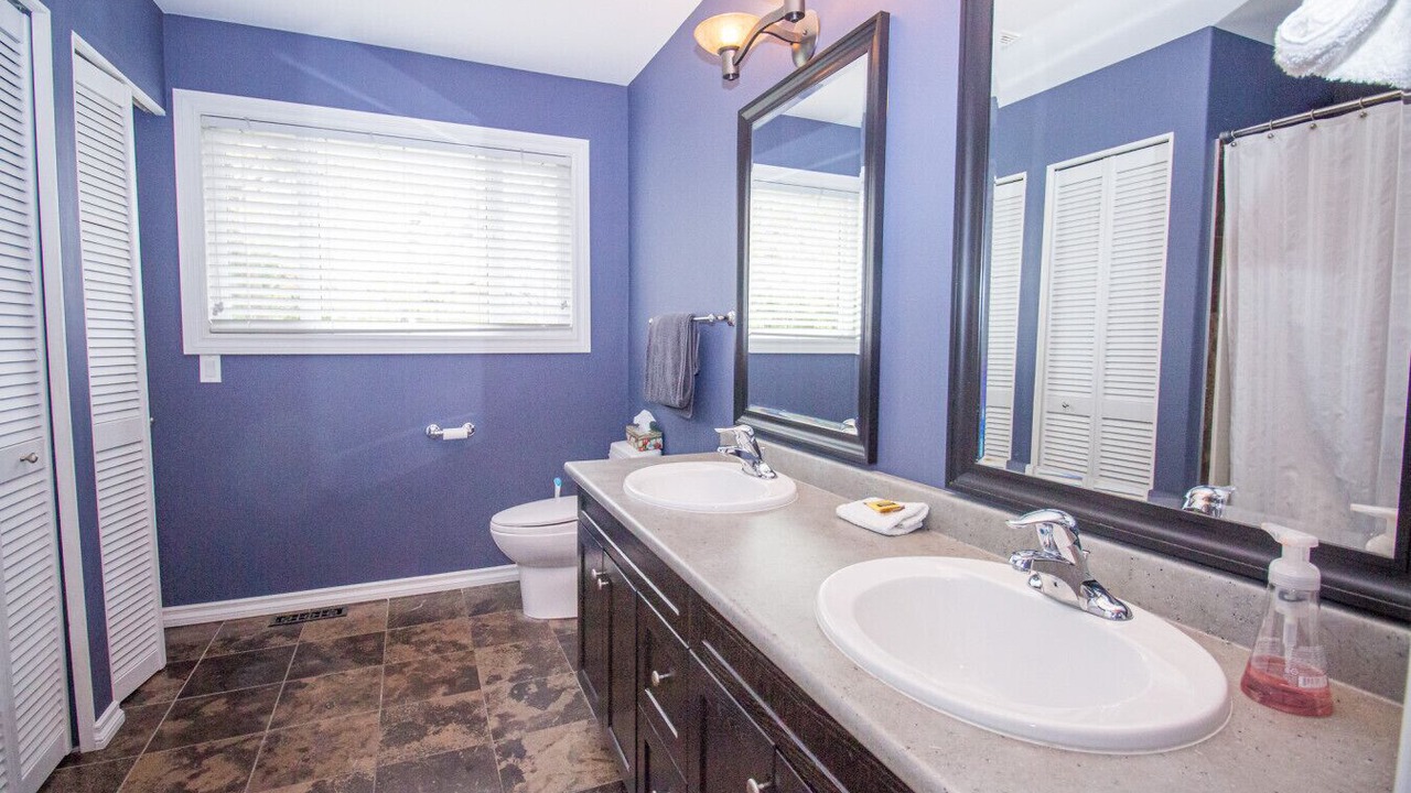 Photo of Bathroom in Okanagan-Similkameen