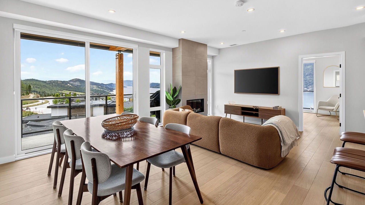 Photo of Livingroom in Central Okanagan