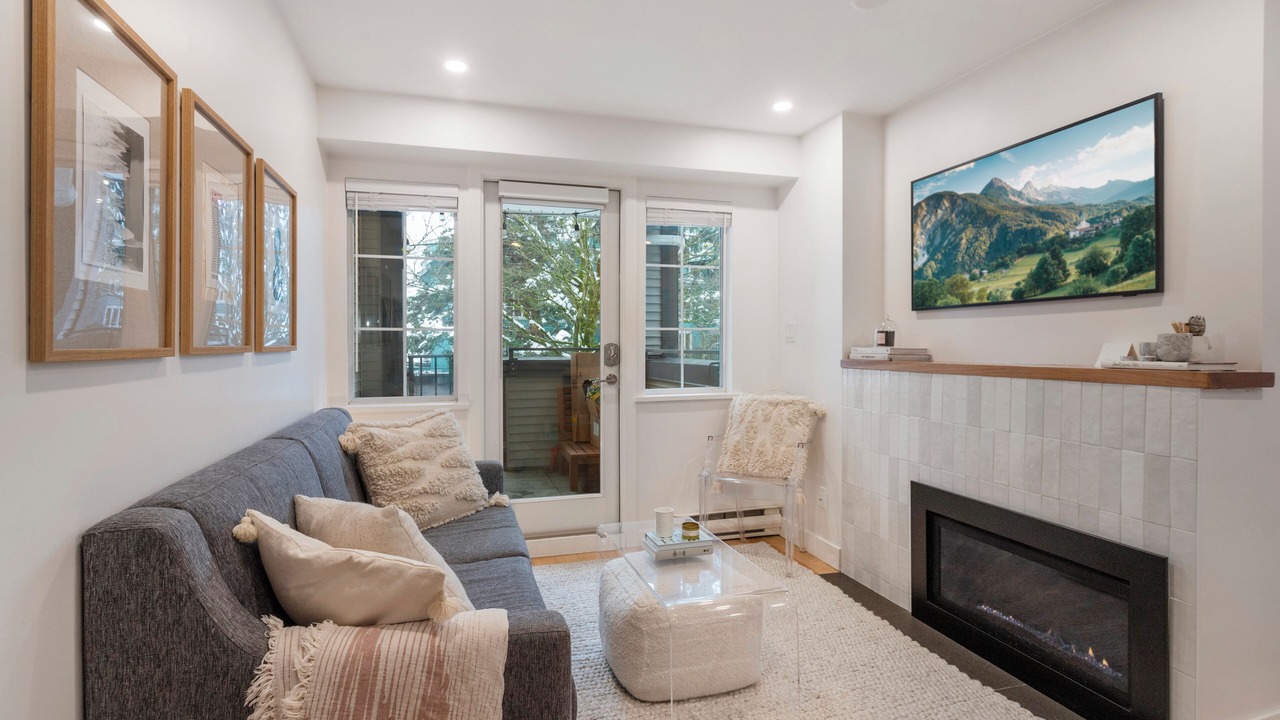 Photo of Livingroom in Grandview-Woodland