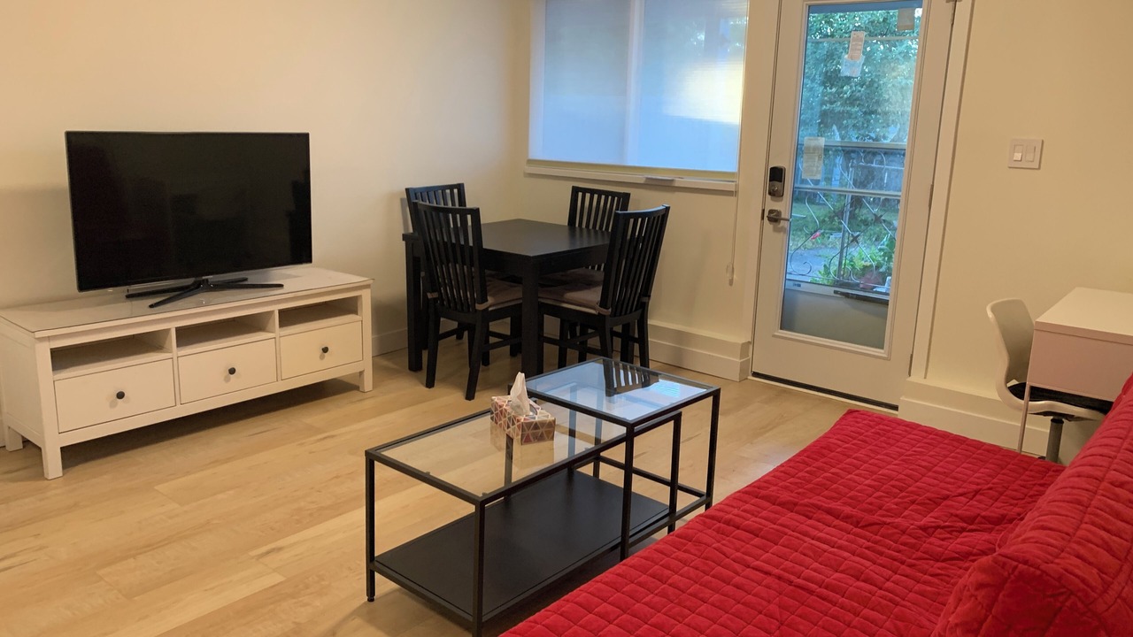 Photo of Livingroom in Burnaby