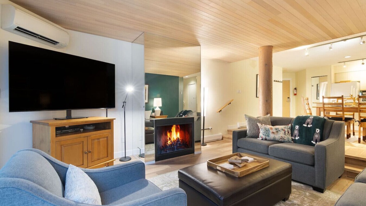 Photo of Livingroom in Blueberry Hill