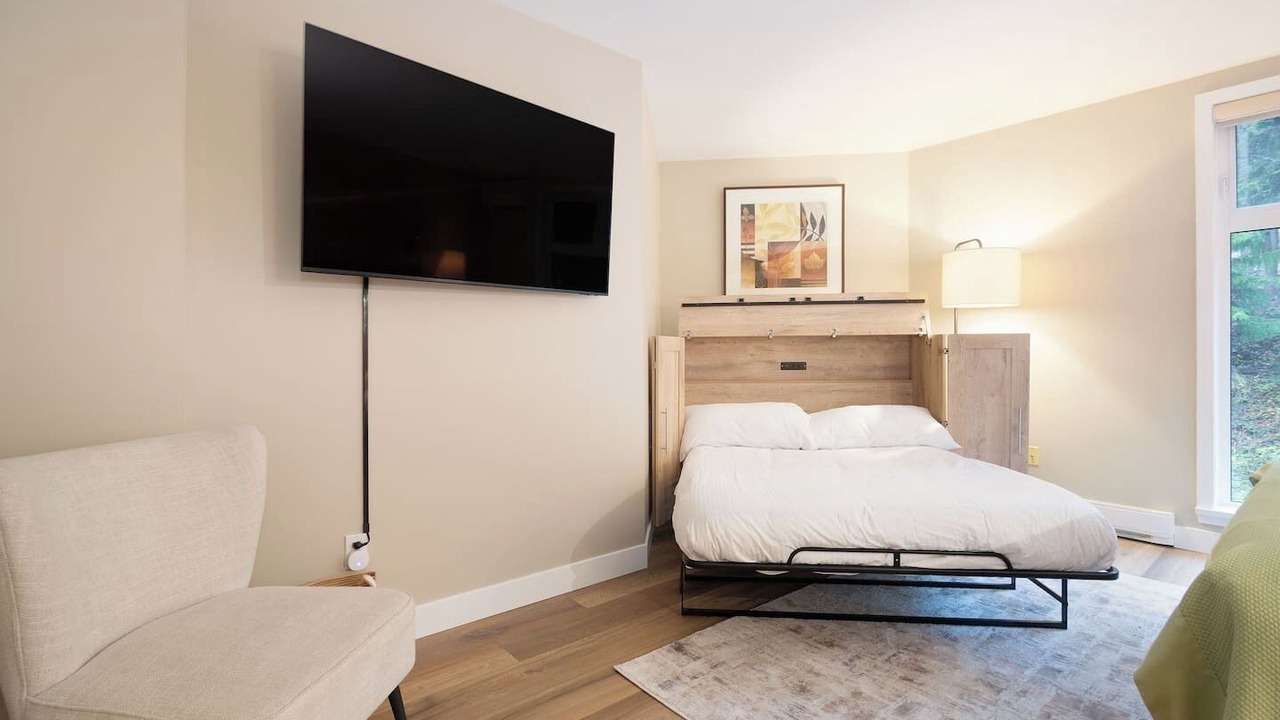 Photo of Bedroom in Blueberry Hill