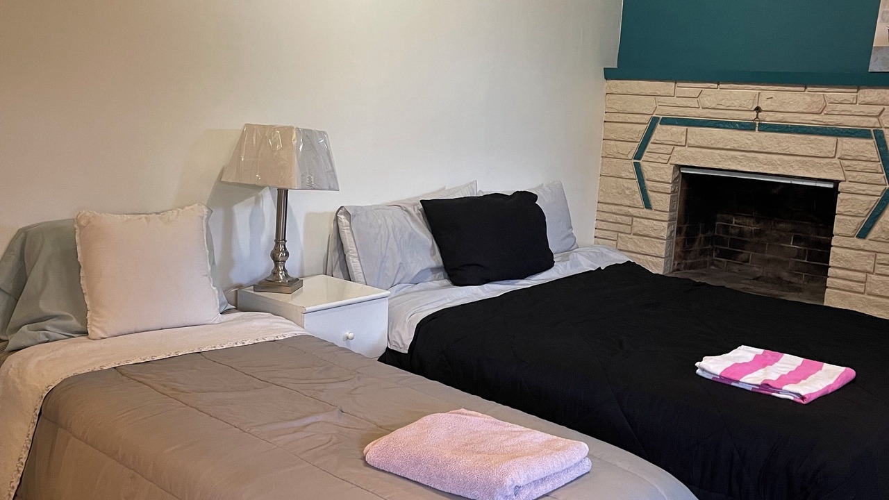 Photo of Bedroom in Oakridge