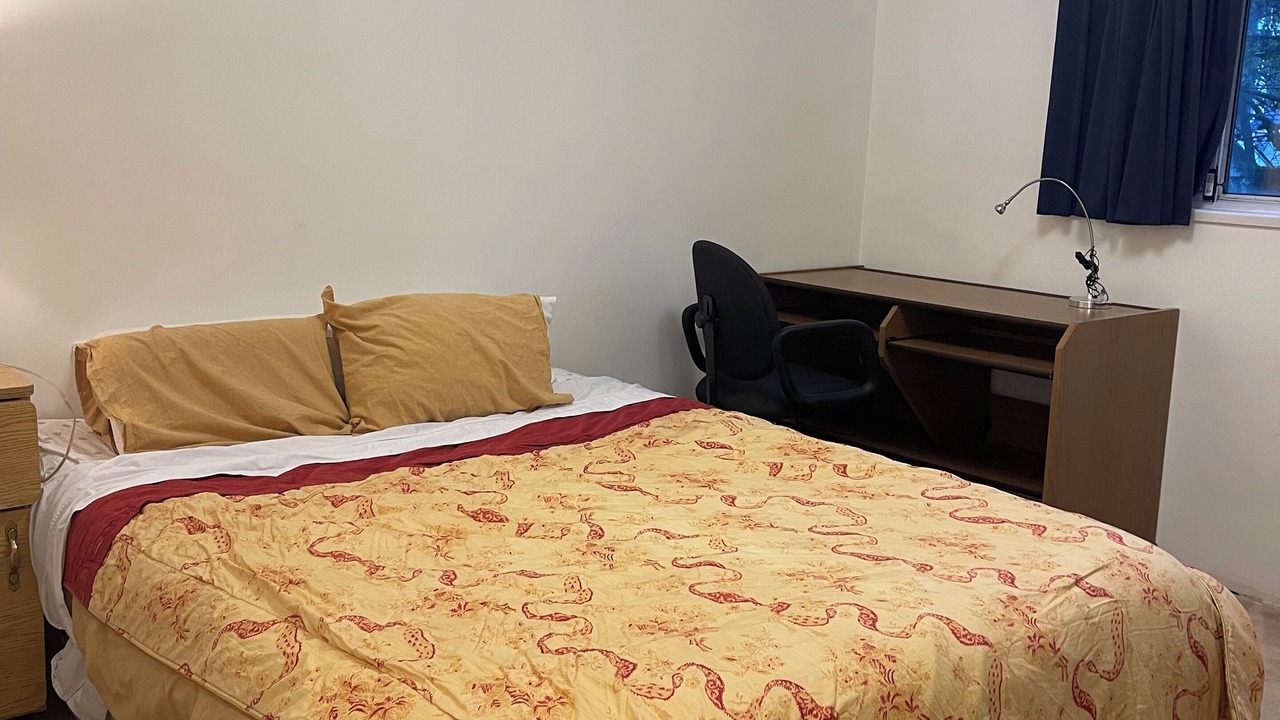 Photo of Bedroom in Oakridge