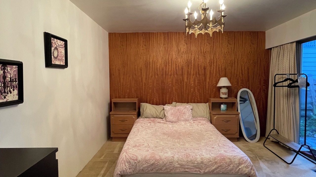 Photo of Bedroom in Oakridge