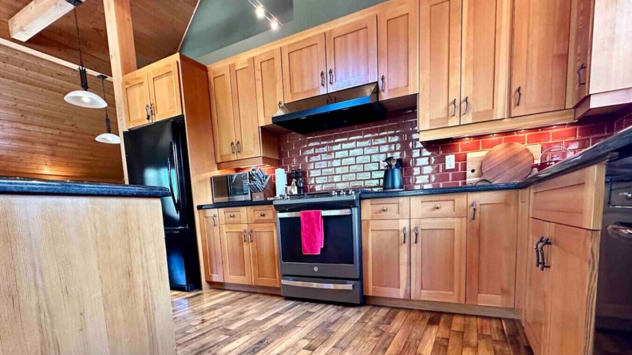 Photo of Kitchen in Golden