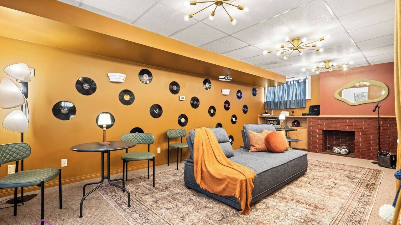 Photo of Livingroom in Edmonton
