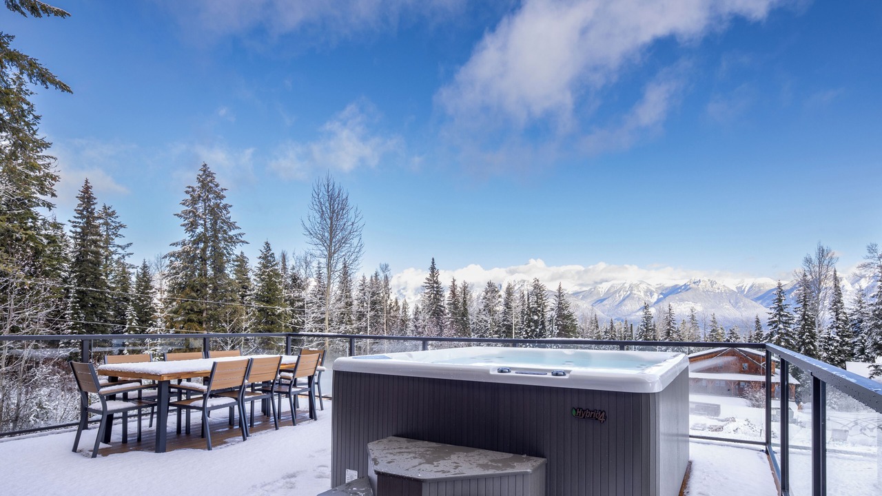 Photo of Outdoor in Golden