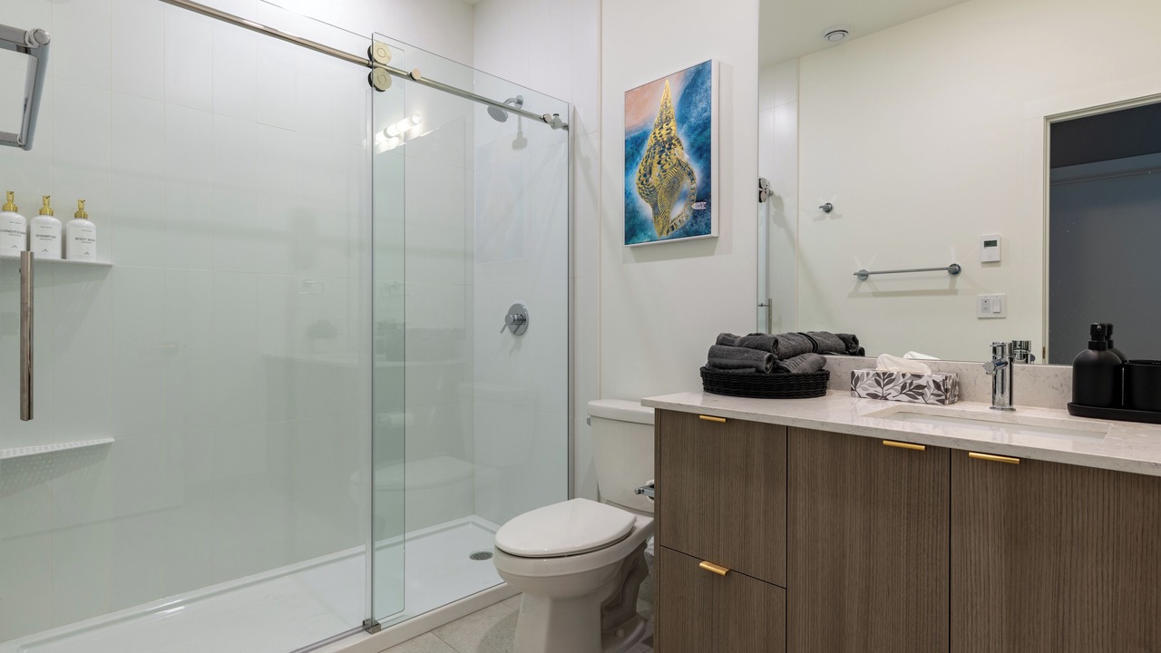 Photo of Bathroom in Golden