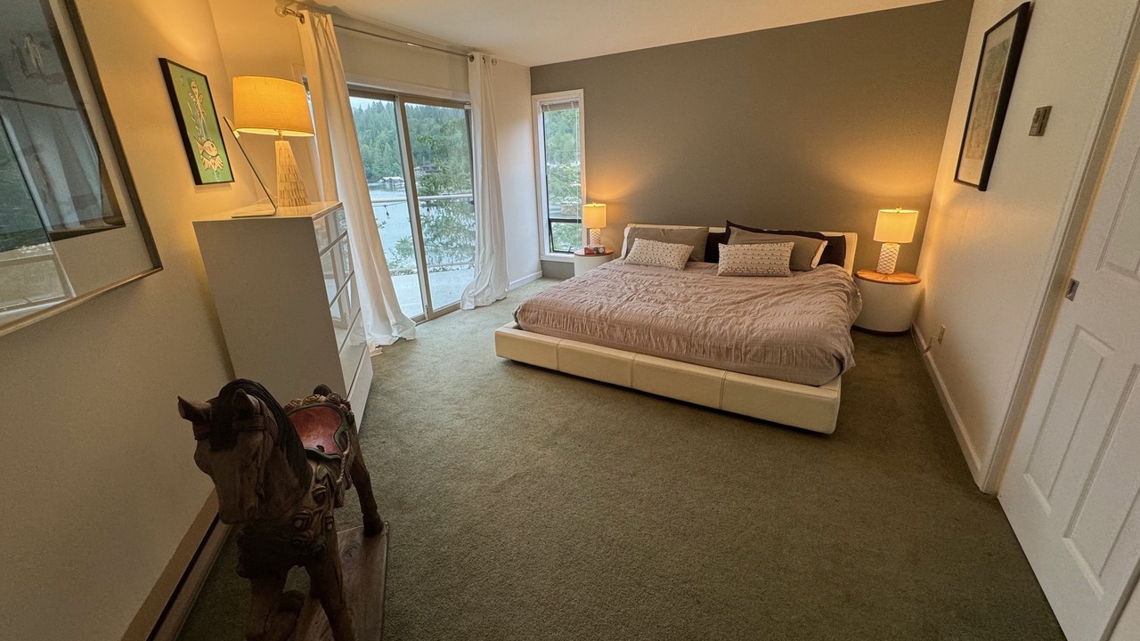 Photo of Bedroom in Garden Bay