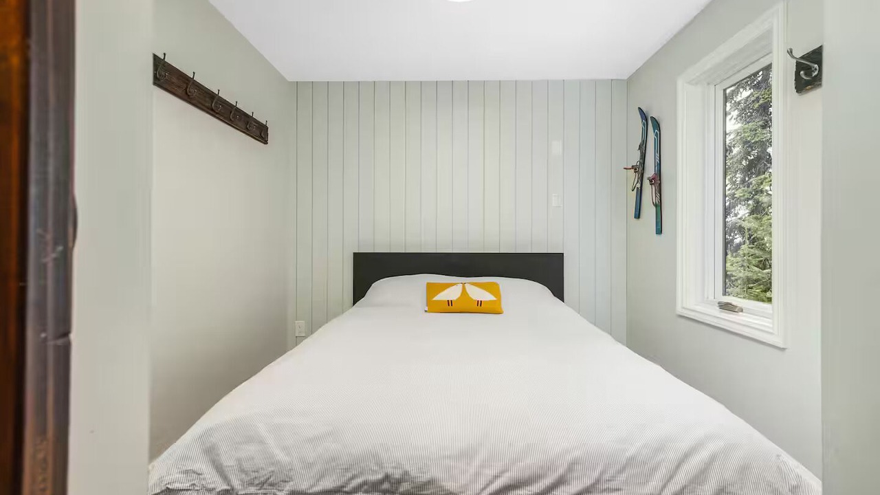Photo of Bedroom in Silver Star Mountain