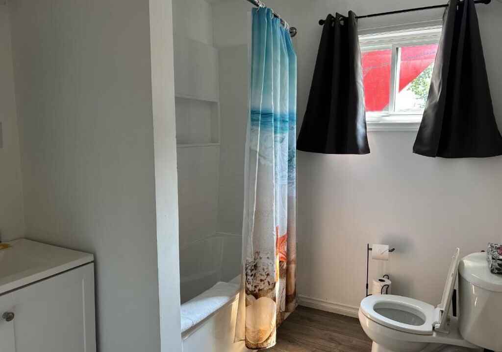 Photo of Bathroom in Wasaga Beach