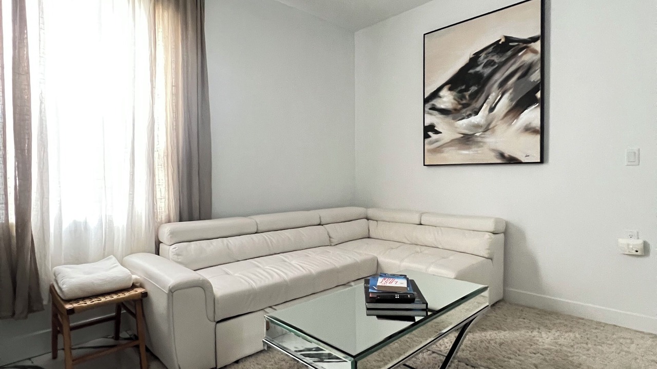 Photo of Livingroom in South Clearbrook