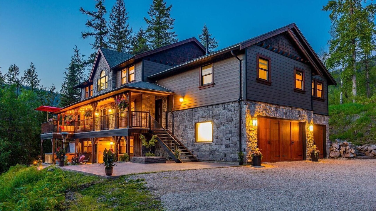 Photo of Outdoor in Silver Star Mountain