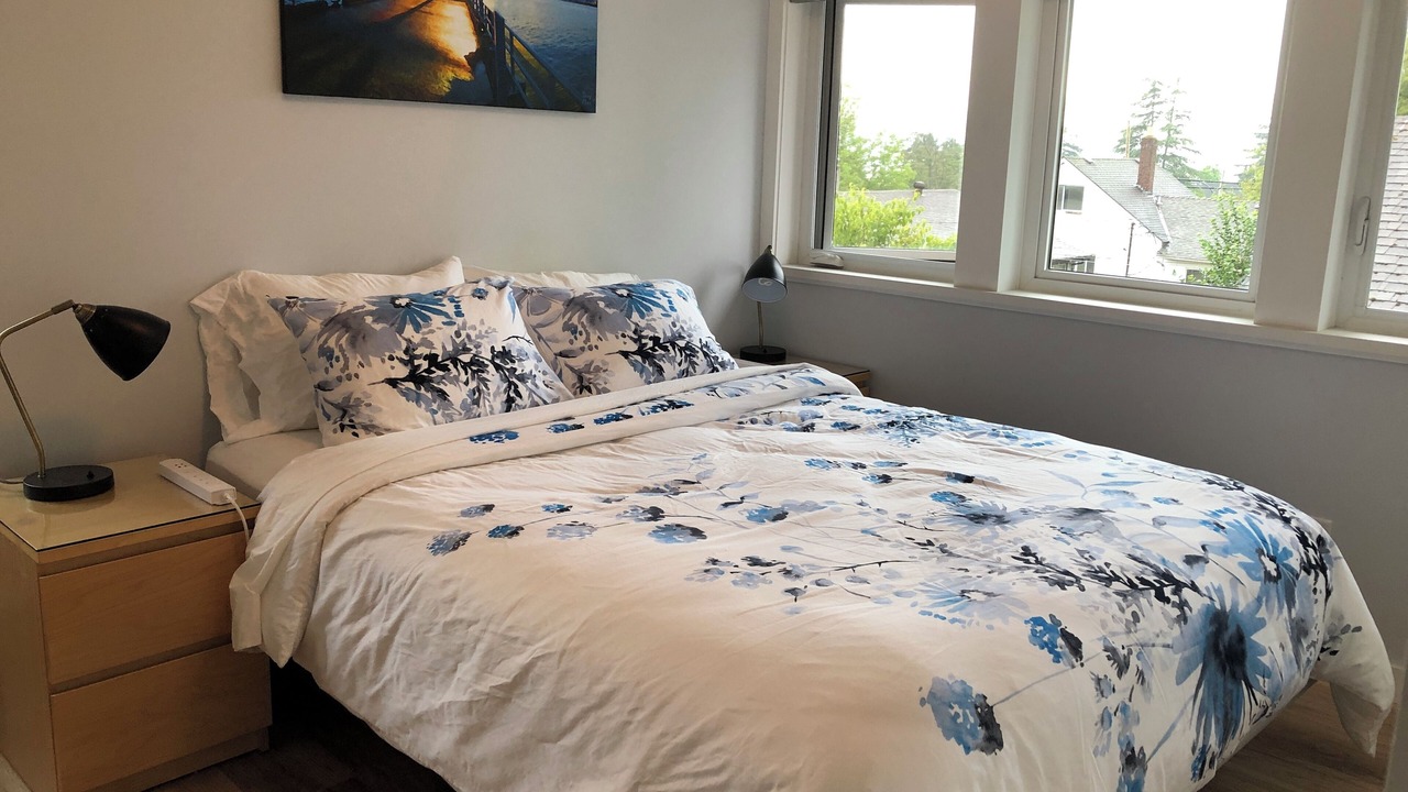 Photo of Bedroom in Lower Lonsdale