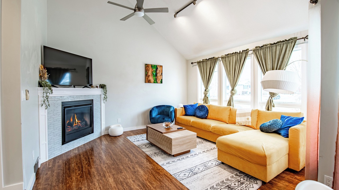 Photo of Livingroom in Red Deer