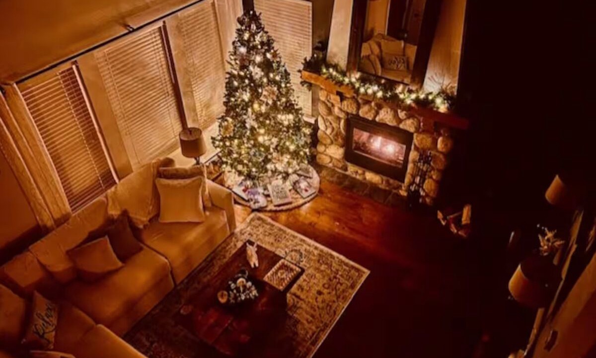 Photo of Livingroom in Lindell Beach