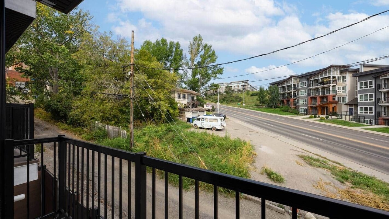 Photo of Outdoor in Crescent Heights