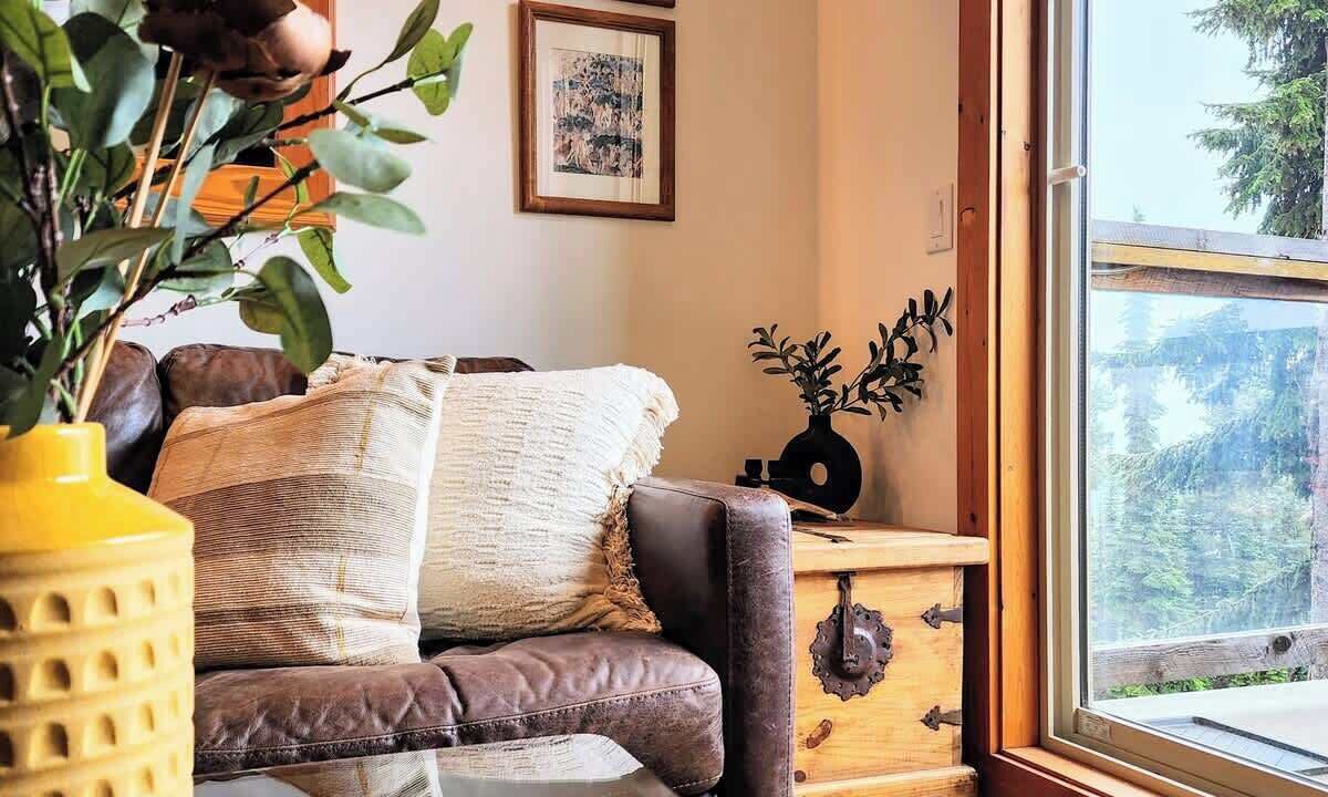 Photo of Livingroom in Snow Pine Estates