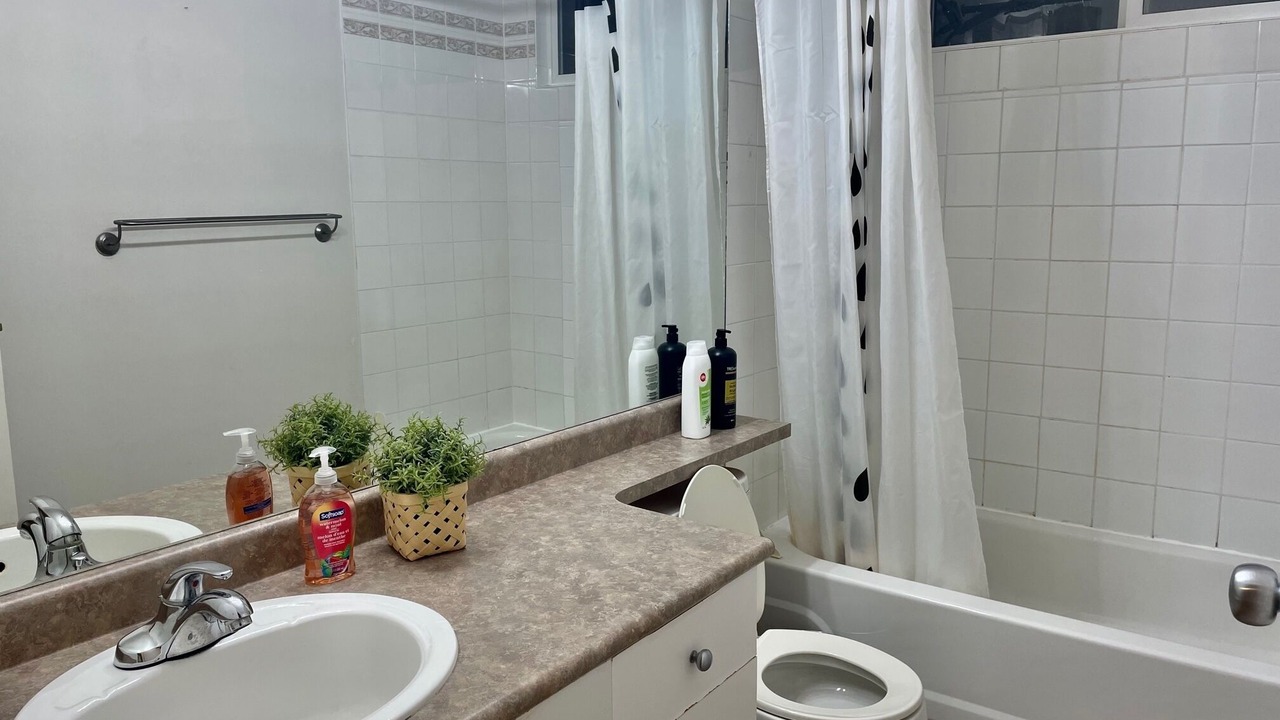 Photo of Bathroom in Walnut Grove