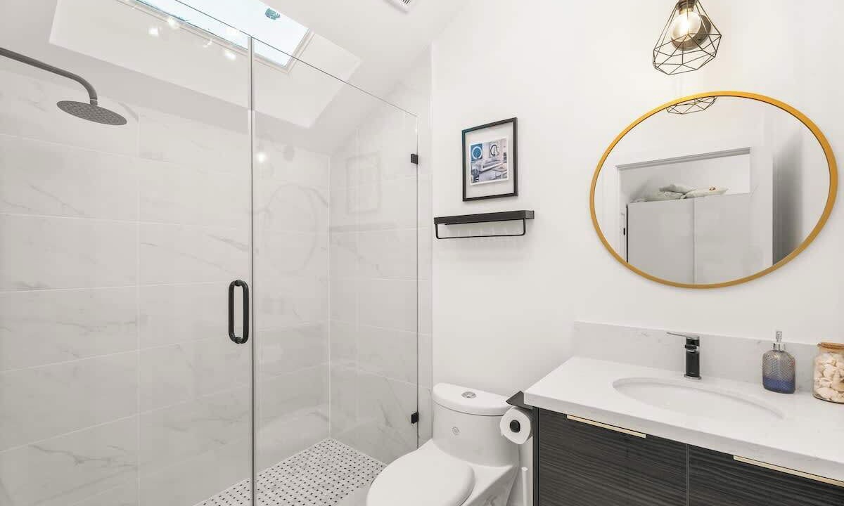 Photo of Bathroom in Marpole