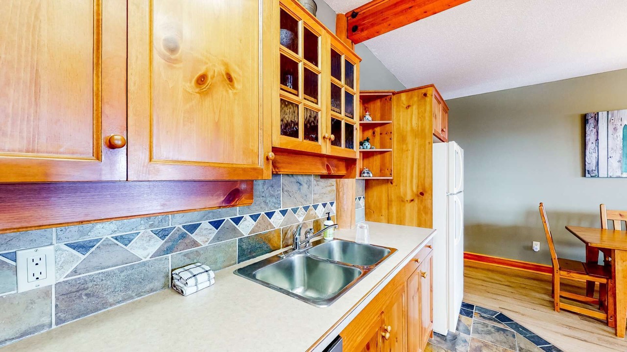 Photo of Kitchen in Snow Pine Estates