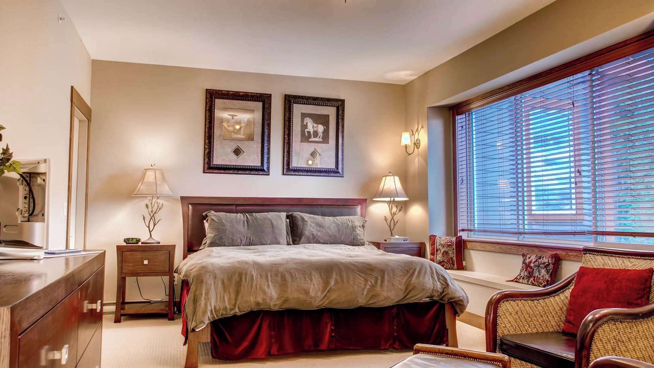 Photo of Bedroom in Snow Pine Estates