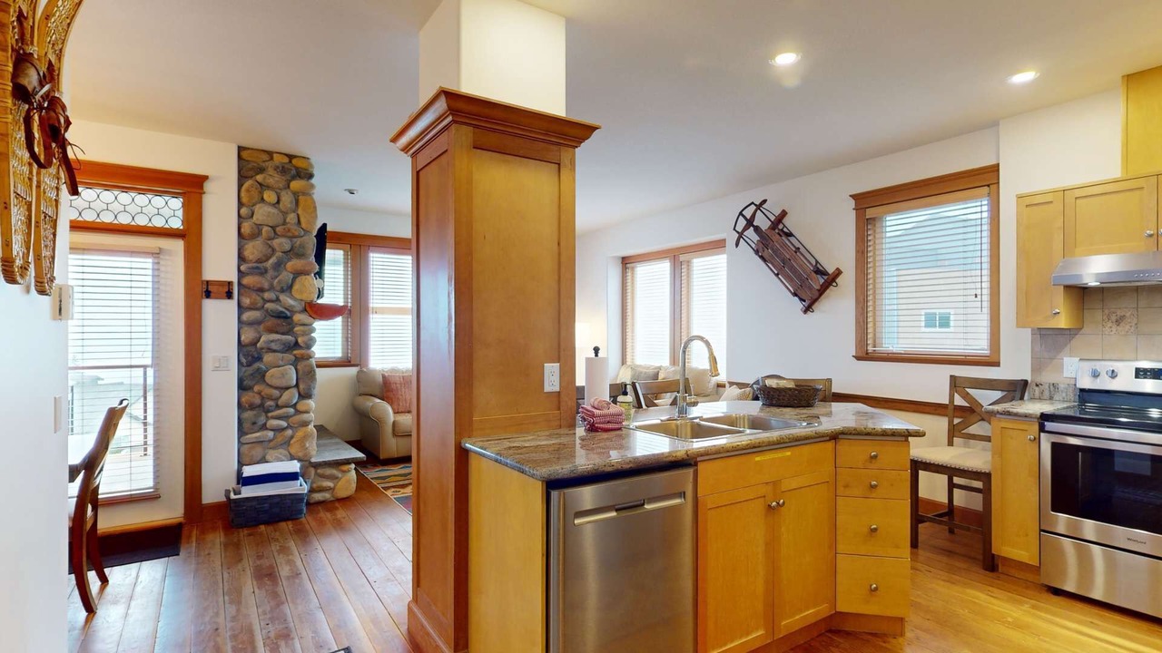 Photo of Kitchen in Big White Ski Resort