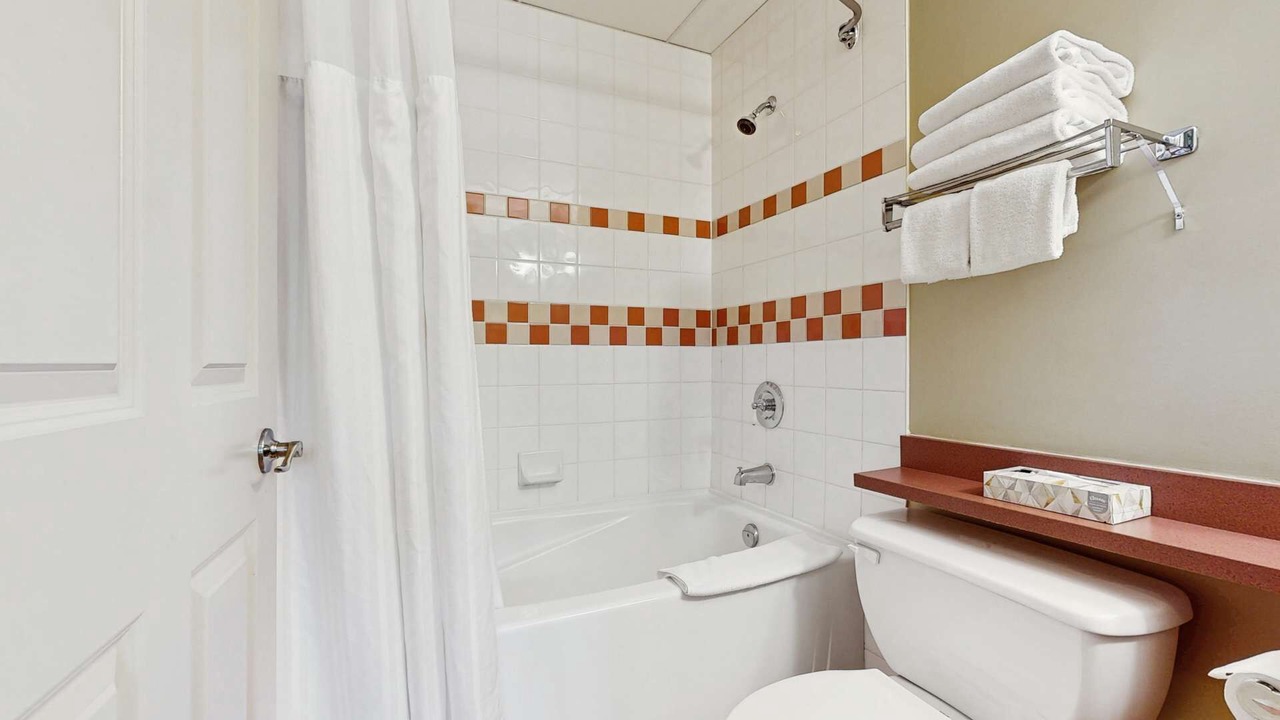 Photo of Bathroom in Village North
