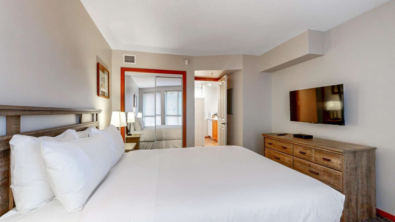 Photo of Bedroom in Village North
