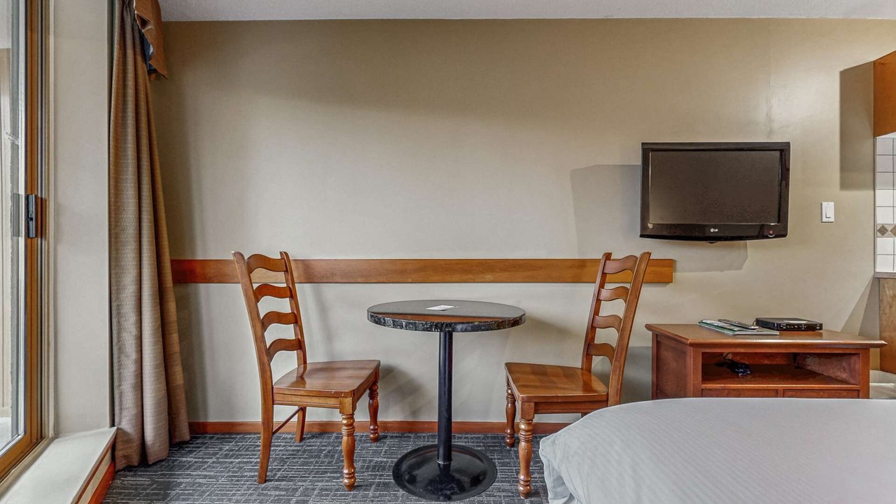 Photo of Bedroom in Village North
