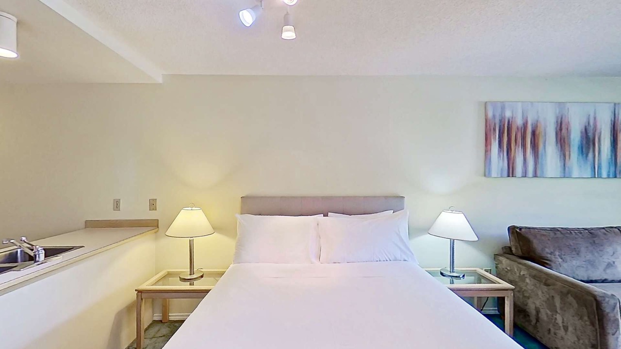 Photo of Bedroom in Blackcomb