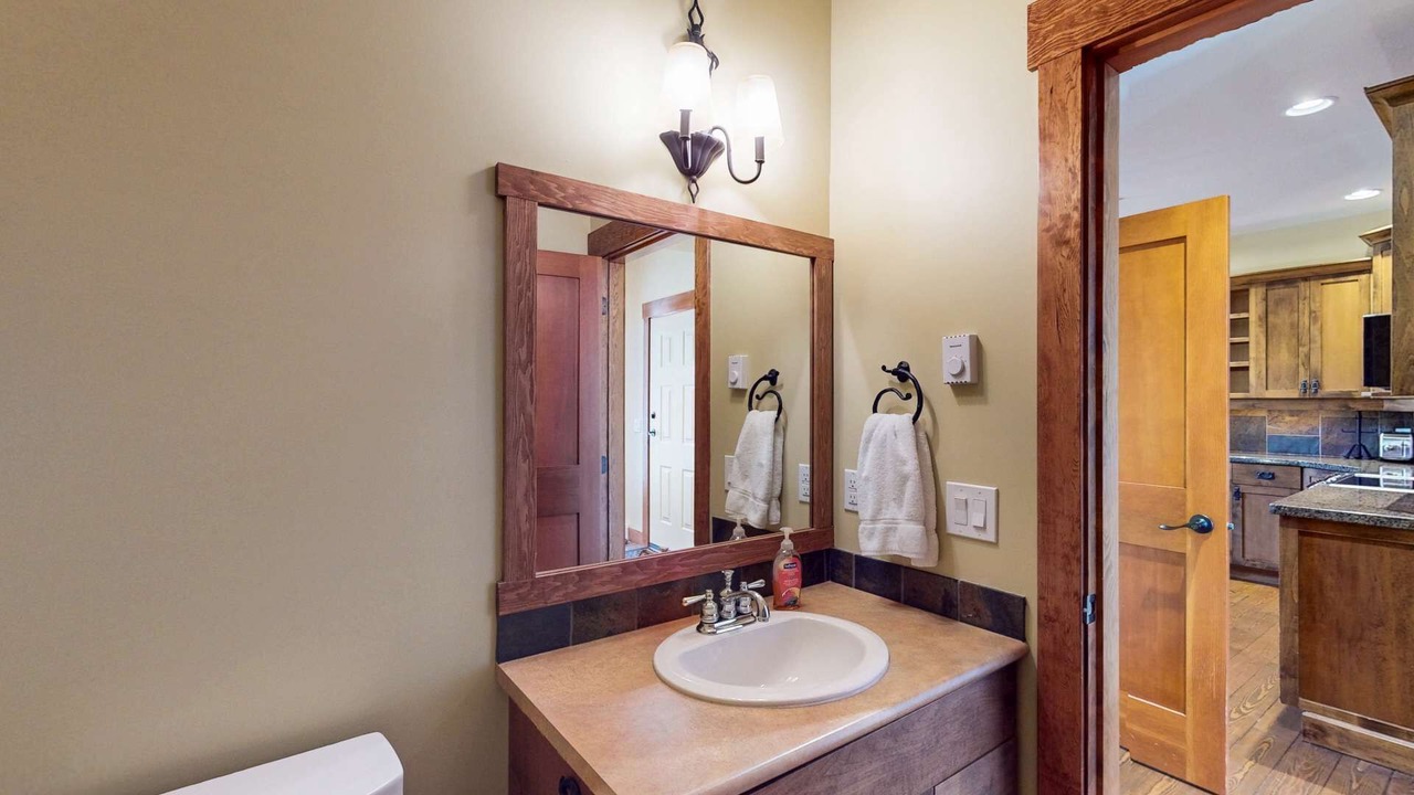 Photo of Bathroom in Snow Pine Estates