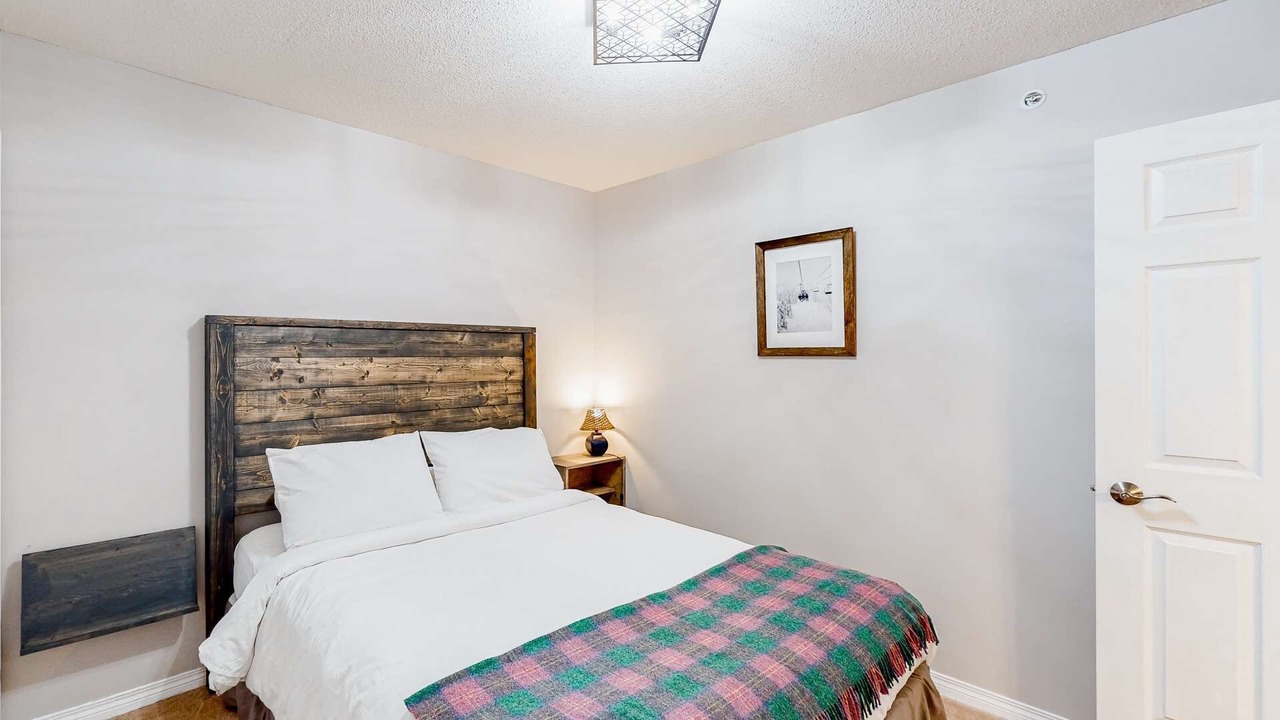 Photo of Bedroom in Big White Ski Resort