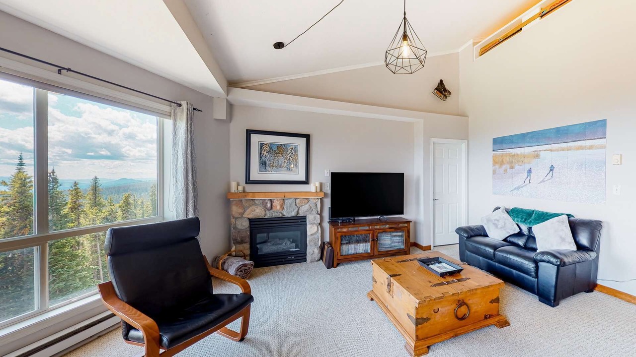 Photo of Livingroom in Big White Ski Resort