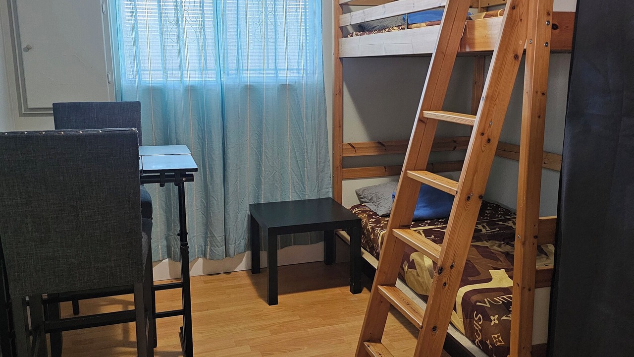 Photo of Bedroom in Guildford
