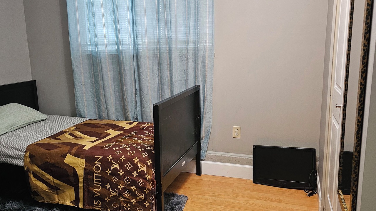 Photo of Bedroom in Guildford